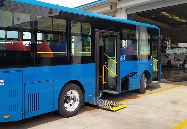 STEP-A-1200 踏步式輪椅升降機