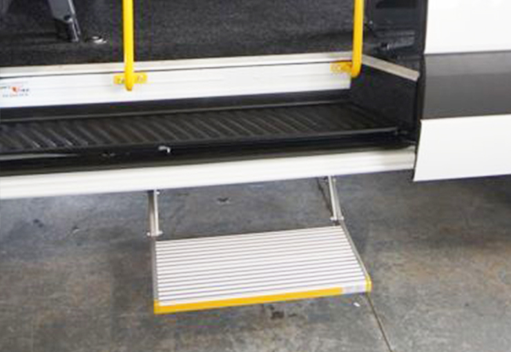 ES-F-S-M 手動折疊踏步（單級）