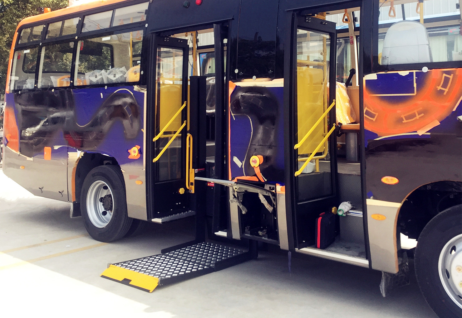 STEP-B-1200 踏步式輪椅升降機(jī)