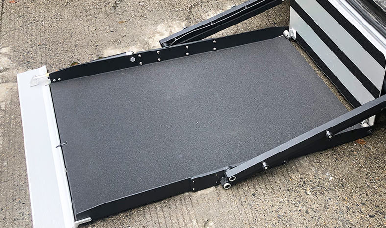 鋁合金防滑平臺